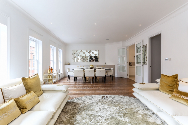 2 Bed Flat Kensington High Street London W8 Refurbishment Living Room 3 768x512