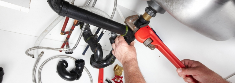 plumbing services 768x274