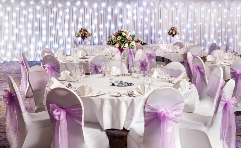 Mercure London Watford Hotel Halliwell Suite wedding breakfast purple 04 lr 030418 768x472