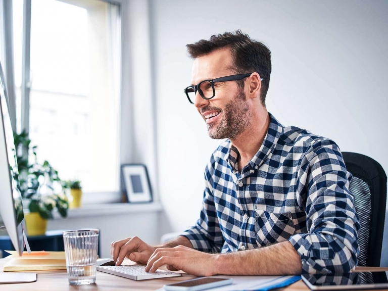 online marketplace 1340x892 2 min 3 768x576