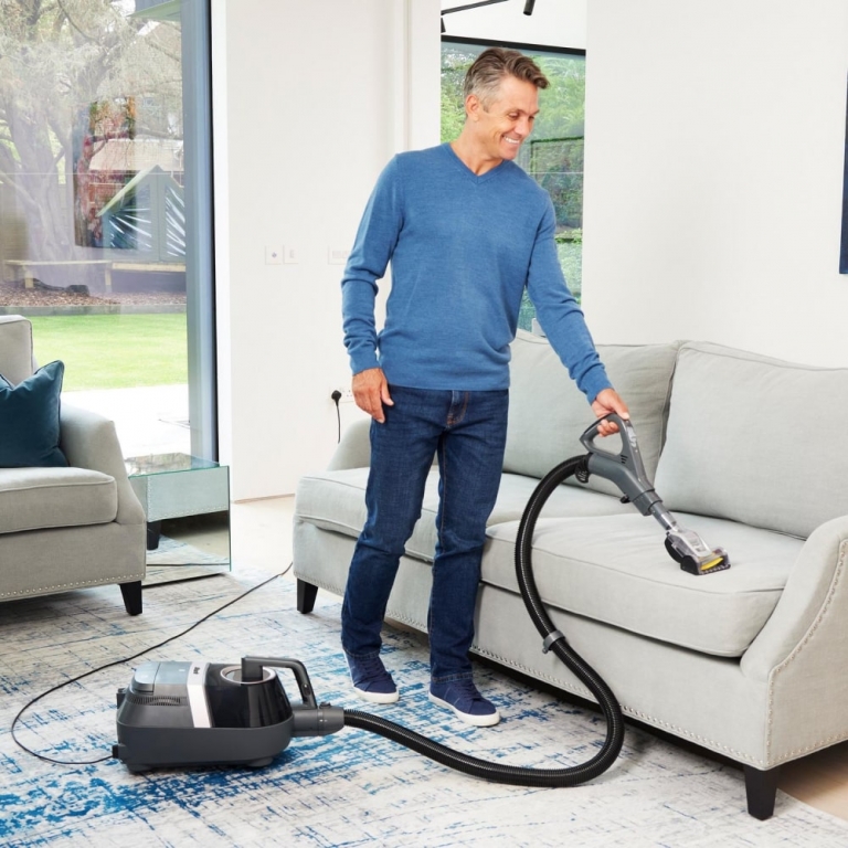 ex25737 large min 1 768x768