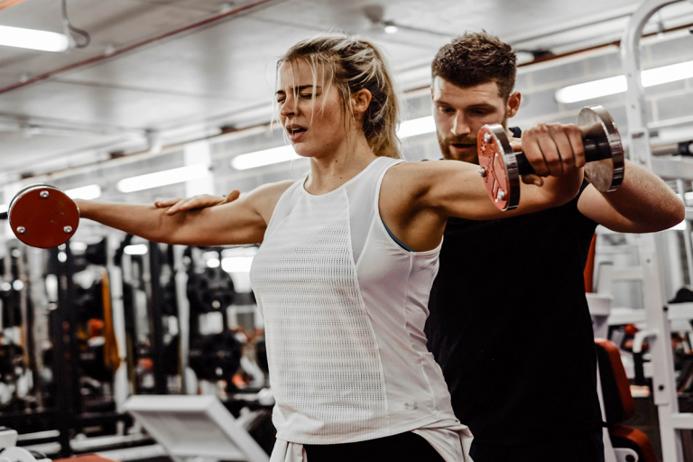 Personal Trainer Jobs 1200x900 1 1 768x512