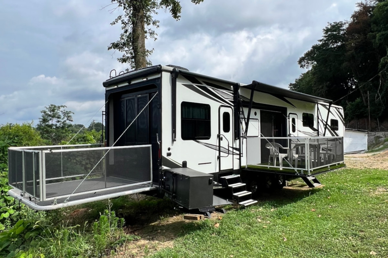 New Horizons RV Corp 768x512
